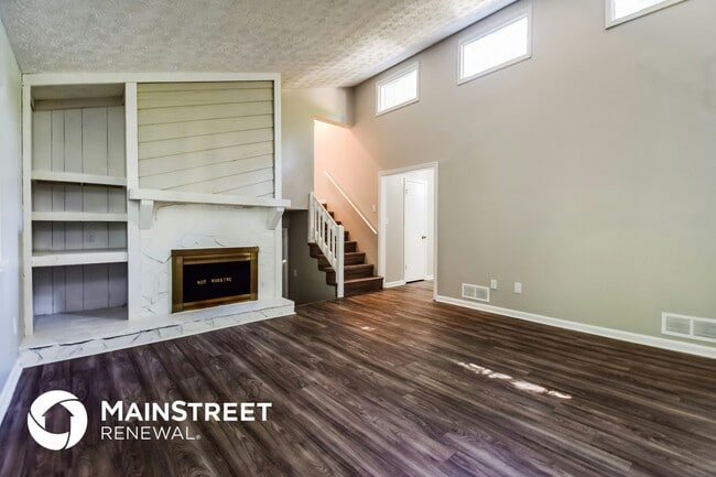 Photo - 6855 Red Maple Dr