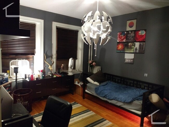 Photo - 20 Glenville Ave Unidad 2