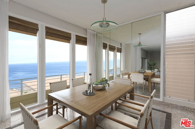 Photo - 18065 Coastline Dr Unidad 3