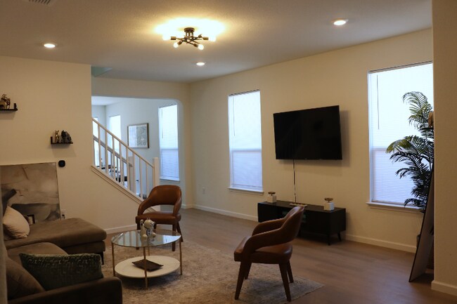 Photo - 7700 House Finch Dr