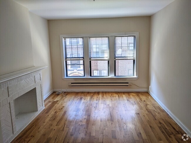 Building Photo - 1313 Oak Ave Unit 1319-D1 Rental