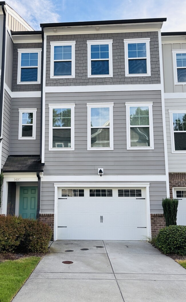 Building Photo - 1437 Salem Creek Dr Rental
