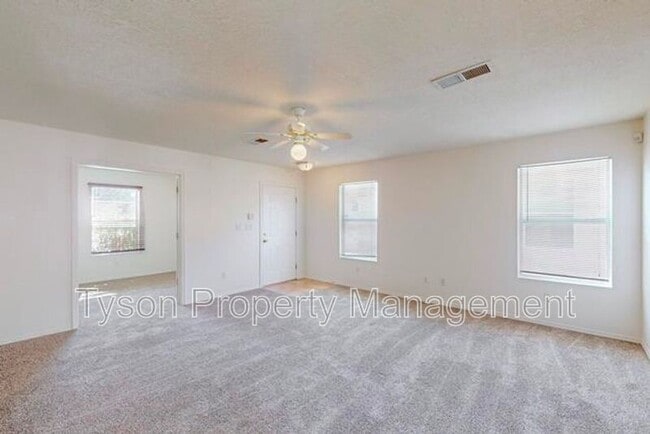 Photo - 7315 Quartzite Ave NW