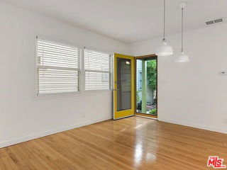 Photo - 906 Venezia Ave Unit B