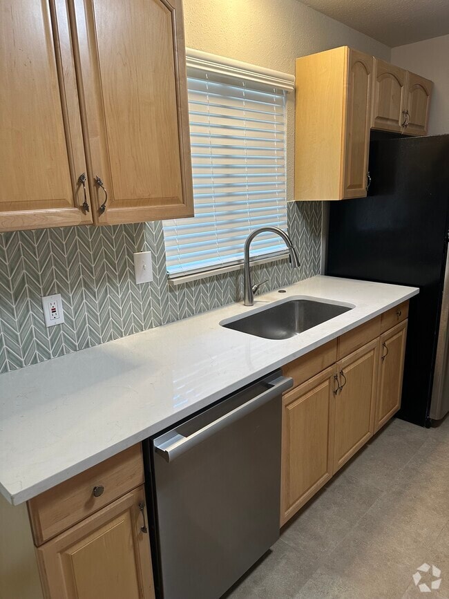 Building Photo - 243 Gazel Dr Rental