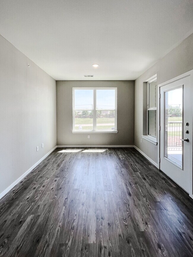 Photo - 305 W Fm 1187 Unidad 030421