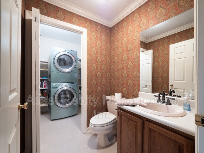 Photo - 925 Glennshire Dr