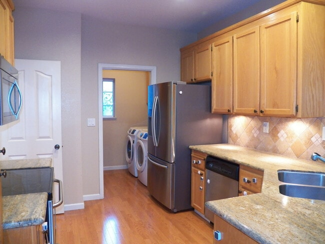 Photo - Spacious North San Jose Townhouse - Available Now!