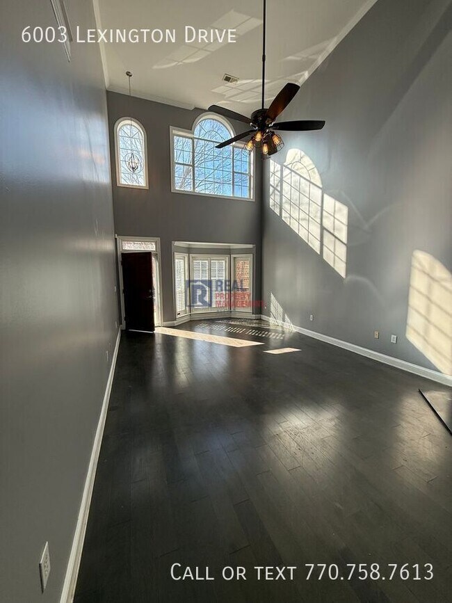 Photo - 6003 Lexington Dr