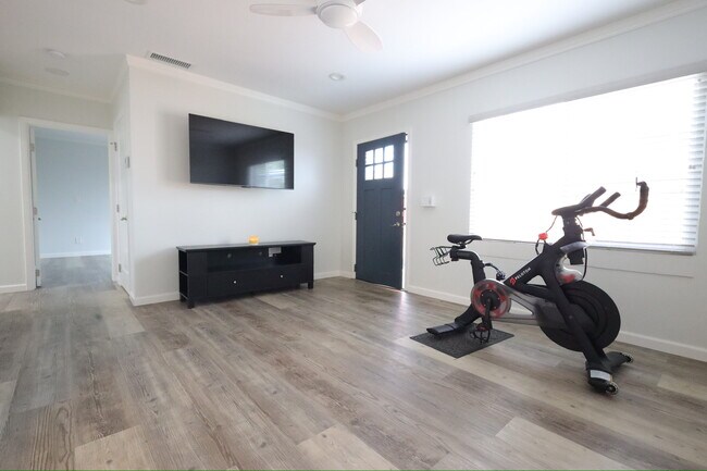 Photo - 1824 62nd St Unit B