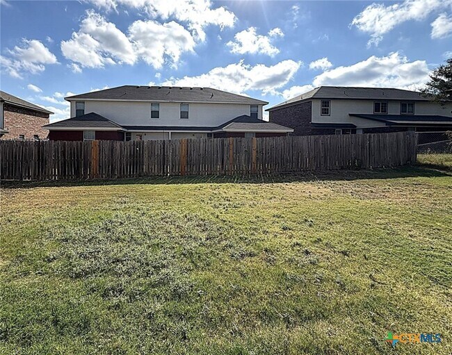 Photo - 4302 Sylvia Dr Unidad B