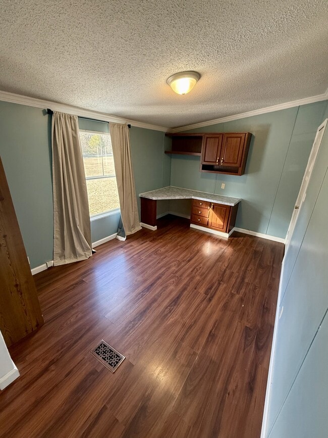 Photo - 258 Long Boys Trail