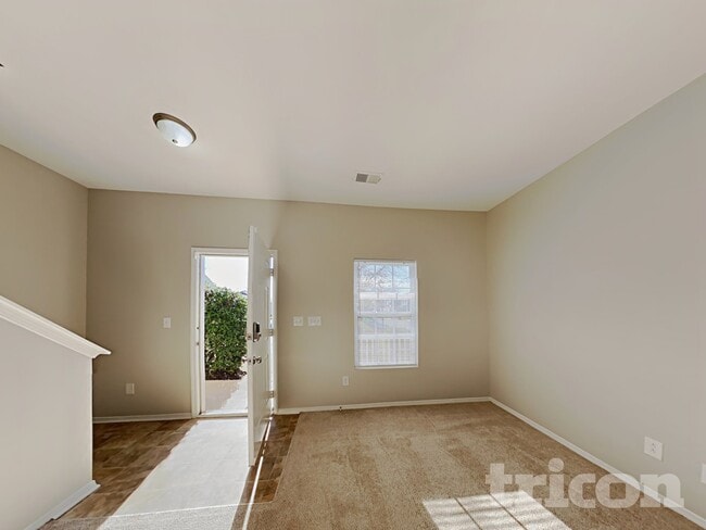 Photo - 4628 Meadowfield Rd