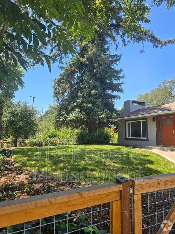 Building Photo - 9421 Fair Oaks Blvd Rental