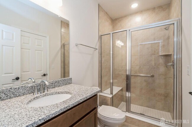 103 Vaughn Dr