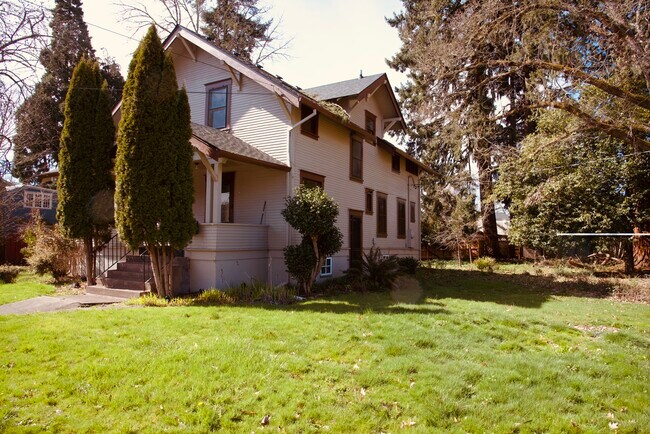 main house side