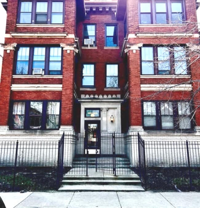 Photo - 815 W Buena Ave Apartment Unit 2W
