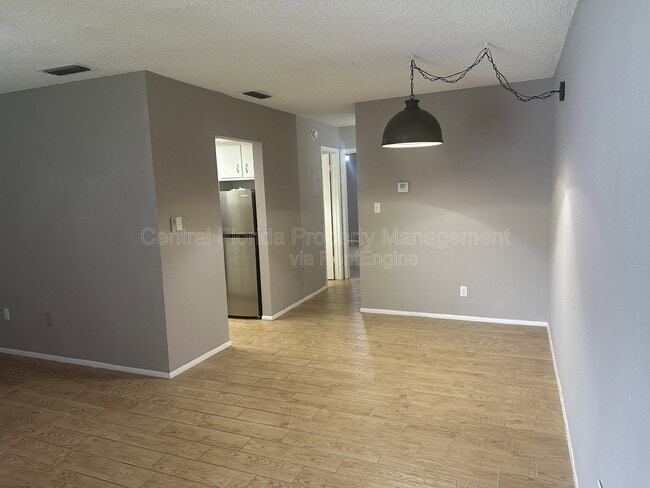 Photo - 296 Lewfield Cir