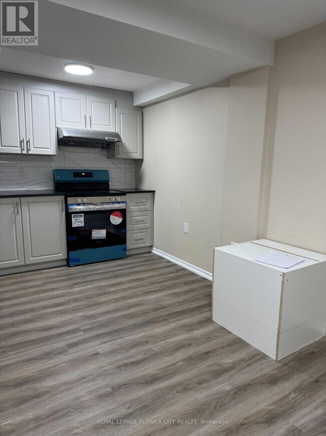 Photo - 5435 Richmeadow Mews