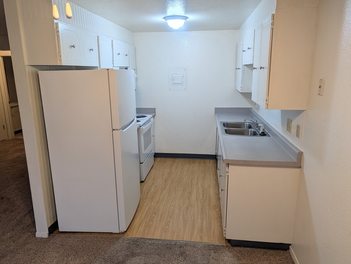 Photo - 5453 Camelot Dr Unit #2