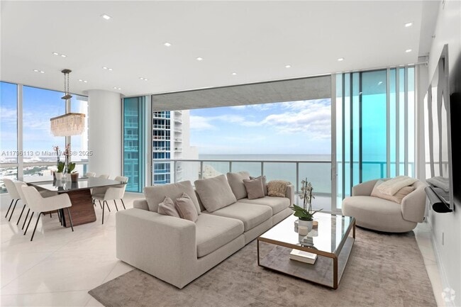 Building Photo - 100 South Pointe Dr Unit 2508 Rental