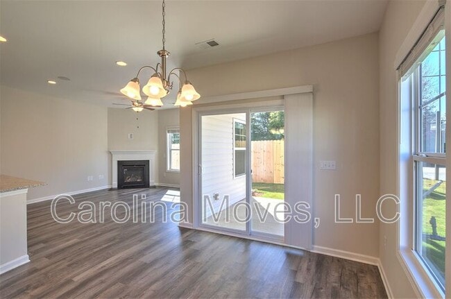 Photo - 2 Sabine Leaf Ct