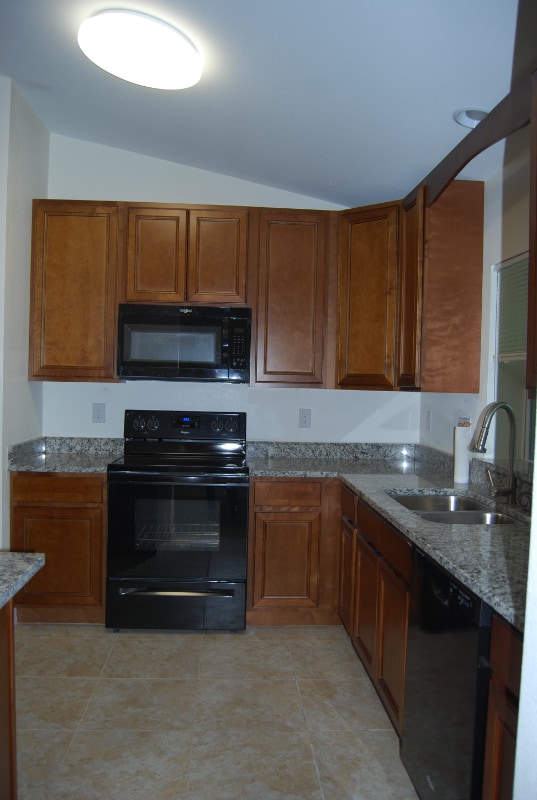 Photo - 1048 Hunt St NW