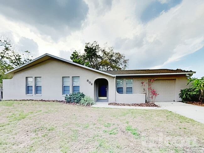 Photo - 802 Gullberry Ln