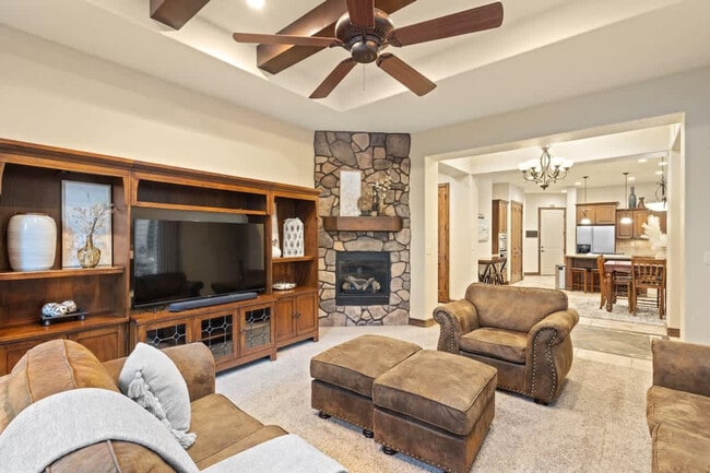1922 N Pebble Beach Dr Unit SI ID1389631P