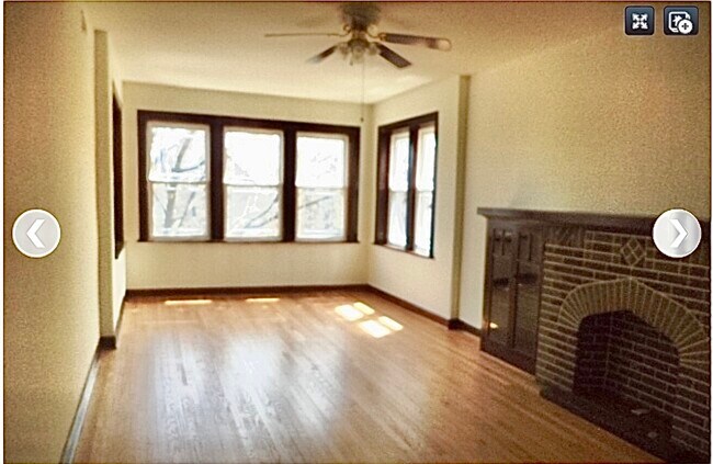 Photo - 2338 N Avers Ave Unidad 2