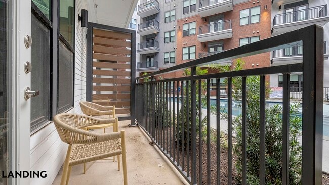 Photo - 3706 Goodwin Ave Unit 172