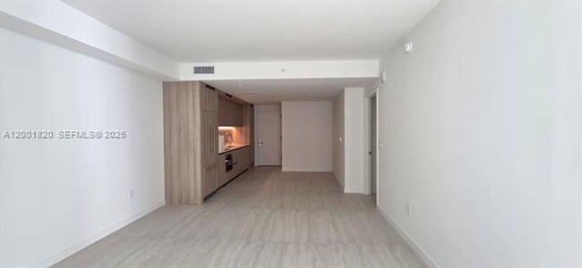 Photo - 77 SE 5th St Unidad 77 SE 5 # 2108