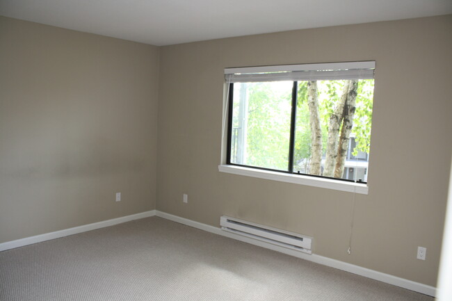 Photo - 10232 SE Talbert St