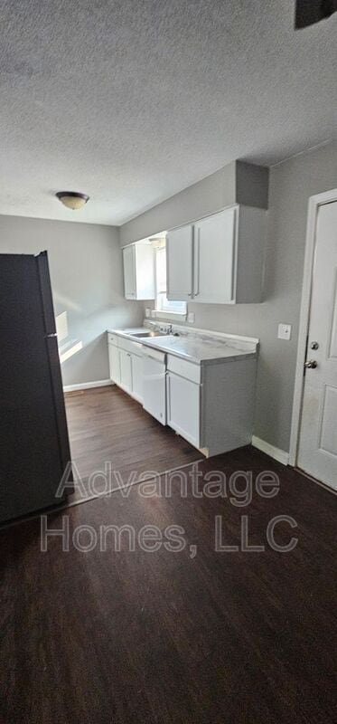 Photo - 721 N 70th Terrace