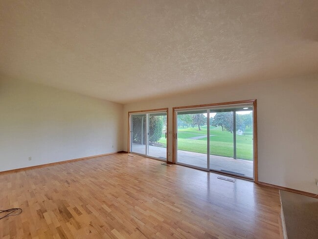 Photo - 305 N Quincy Pl