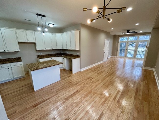 5644 S Prairie Ave Unit 2