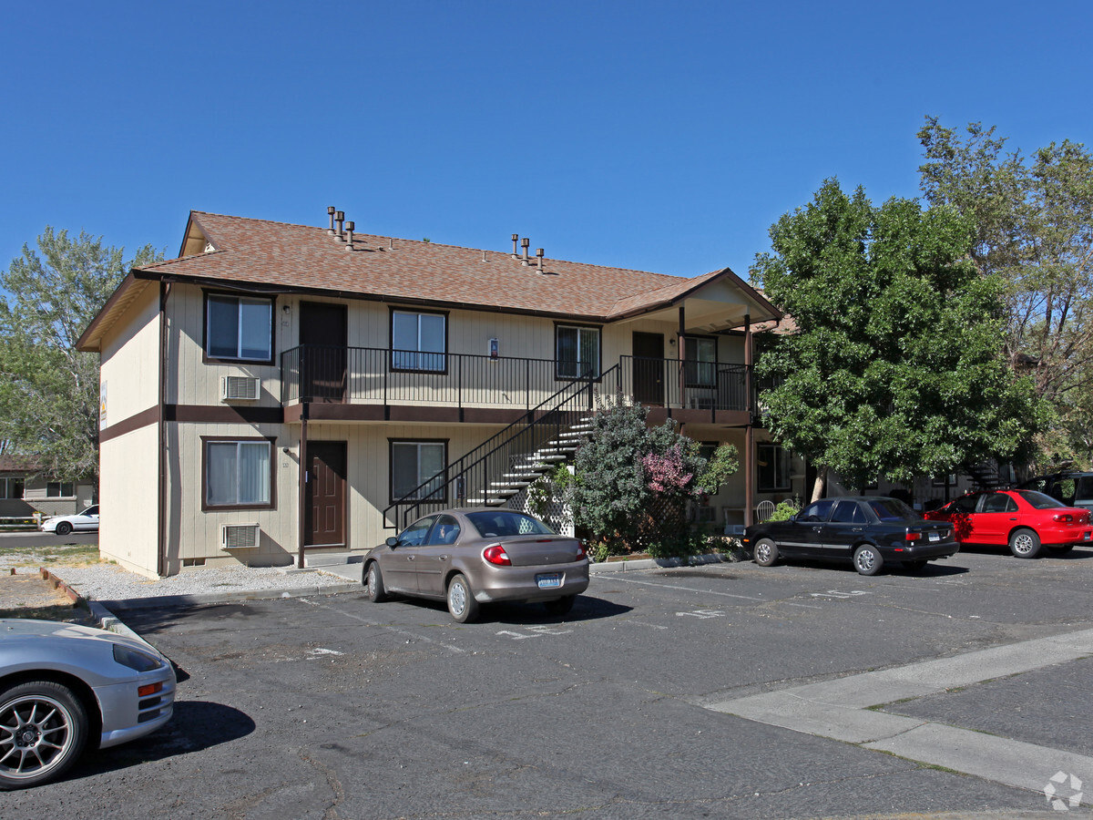 Photo - Sierra West Apartments