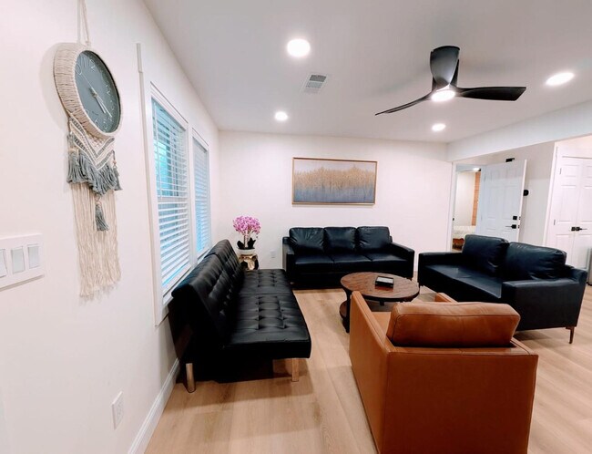 Photo - 10 Burnett Ferry Rd SW Unit FL1-ID1345541P