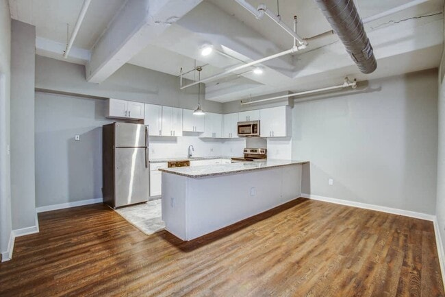 222 Saratoga