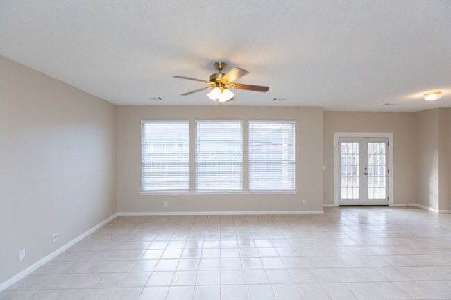 Photo - 1628 War Horse Ln