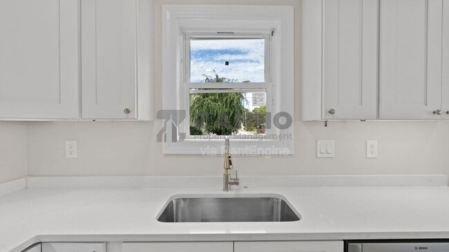 76 Bouvier Ave Unit 1