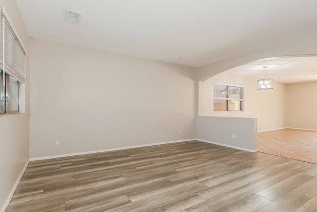 Photo - 11217 W Berkeley Rd