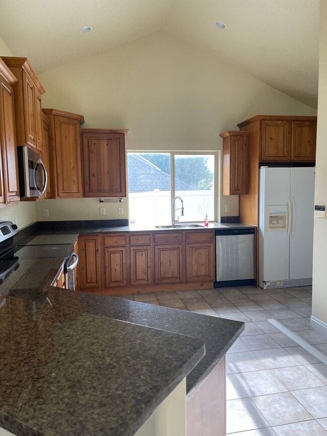 Photo - Beautiful Lehi home for rent!