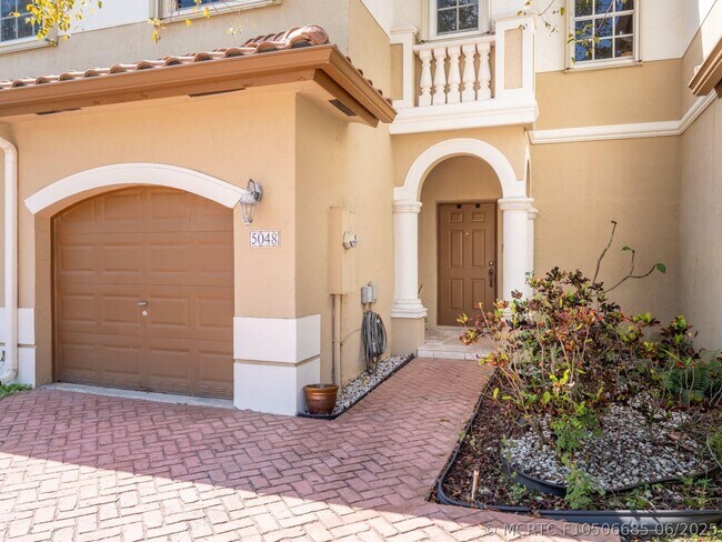 Photo - 5048 SW 136th Ave