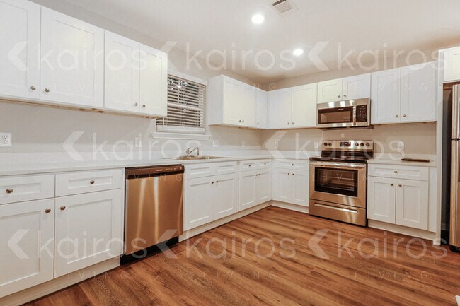 Photo - 103 Cottage Grove Rd