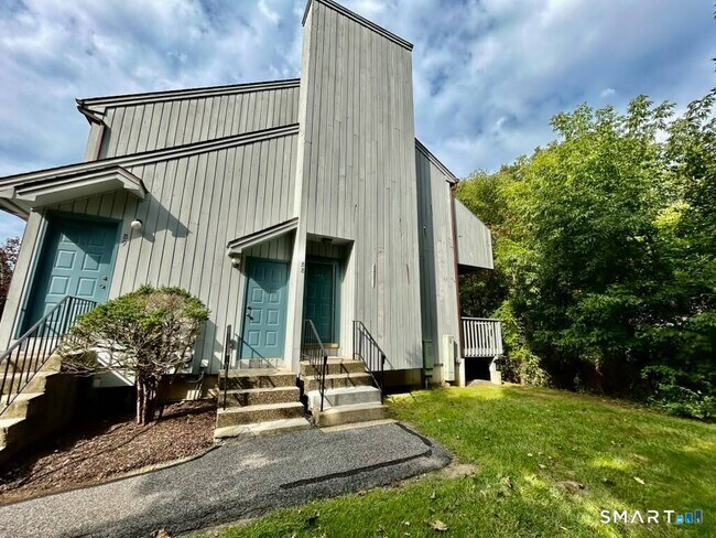 19 Somers St Unit B8