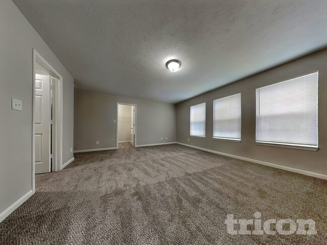 Photo - 1356 Blue Ridge Ln