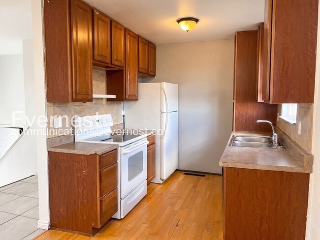 Photo - 4096 Colony Hills Cir