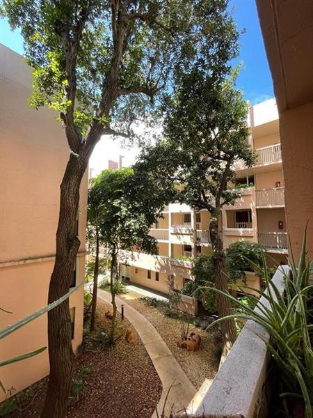 Photo - 6800 Cypress Rd Unidad 310