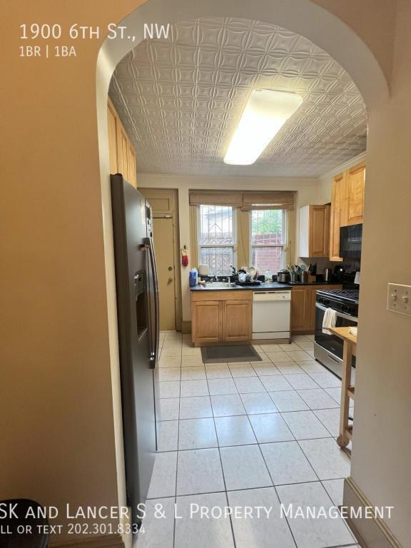 Photo - 1900 6th St NW